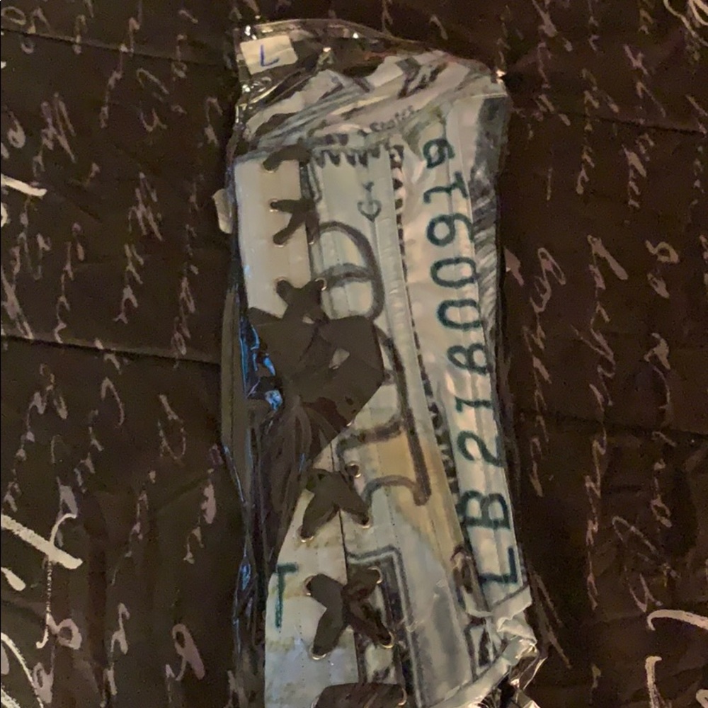 Money corset